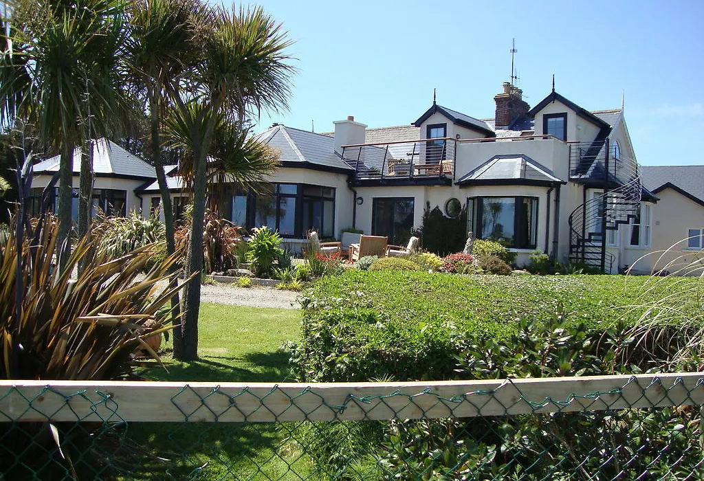 Clifford House B & B-1